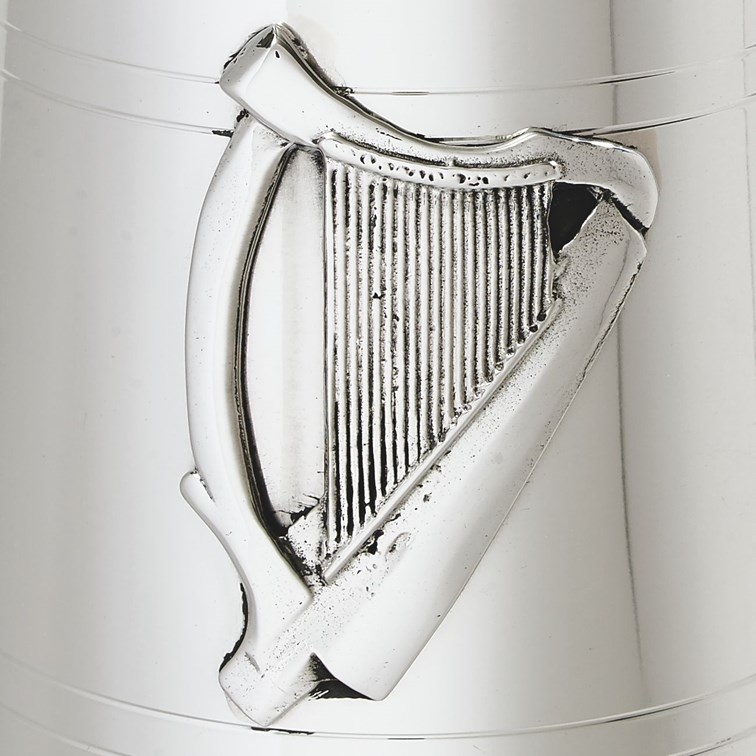 Irish Harp Badge One Pint Pewter Tankard Irish Harp Badge One Pint Pewter Tankard