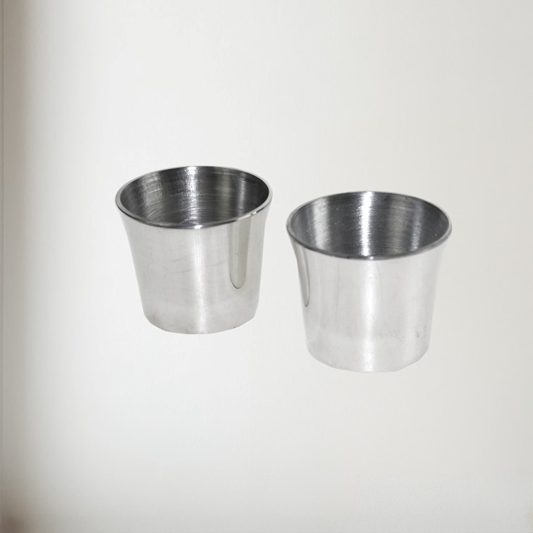 Flask Presentation Box  nip cups for the presentation box