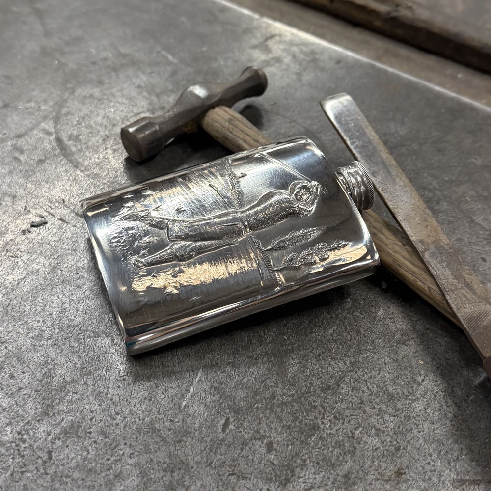 3oz Embossed Golfer Top Pocket Flask