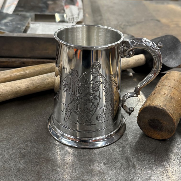 Football Scene One Pint Pewter Tankard Football Scene One Pint Pewter Tankard