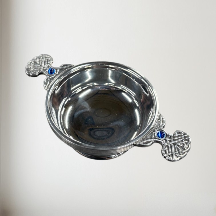 Birthstone Pewter Quaich September With Saphire Stones Birthstone Pewter Quaich September With Saphire Stones