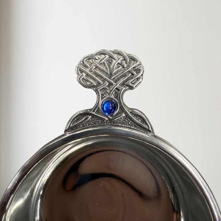 Birthstone Pewter Quaich September With Saphire Stones Birthstone Pewter Quaich September With Saphire Stones