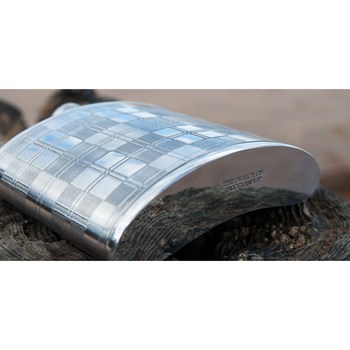 6oz Tartan Pewter Kidney Hip Flask 6oz Tartan Pewter Kidney Hip Flask