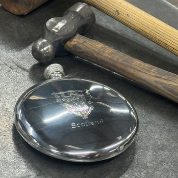 4oz Lion Of Scotland Pewter Sporran Flask