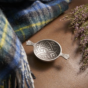 Celtic Knot cast pewter 2.5" quaich