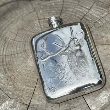6oz Roaring Stag Pewter Pocket Flask 6oz Roaring Stag Pewter Pocket Flask