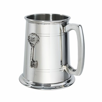 18 Key Badge One Pint Pewter Tankard