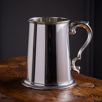 Plain Scroll Handle One Pint Pewter Tankard
