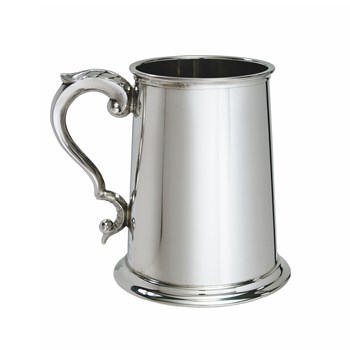 Plain Scroll Handle One Pint Pewter Tankard Plain Scroll Handle One Pint Pewter Tankard