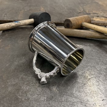 Thistle Handle One Pint Pewter Tankard Thistle Handle One Pint Pewter Tankard