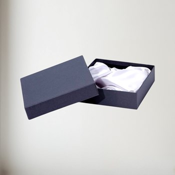 Box To Fit Flask And Minature  Box Only Box To Fit Flask And Minature  Box Only