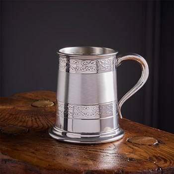 Embossed Celtic Band Half Pint Pewter Tankard