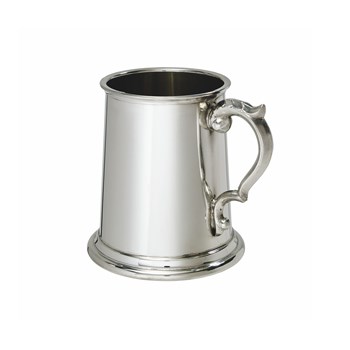 Plain Scroll handle Half Pint Pewter Tankard Plain Scroll handle Half Pint Pewter Tankard