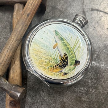 6oz Round Pike Pewter Picture Flask