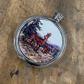 6oz Round Deer Picture Pewter Flask