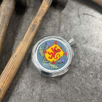 6oz Round Thistles And Lion Rampant Pewter Picture Flask