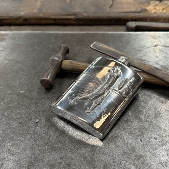 3oz Embossed Golfer Top Pocket Flask 3oz Embossed Golfer Top Pocket Flask