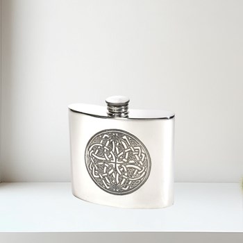 6oz Pewter Celtic Circle Kidney Hip Flask 6oz Pewter Celtic circle kidney hip flask