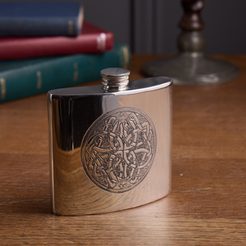 Celtic Circle 6oz Pewter Kidney Hip Flask 6oz Pewter Celtic circle kidney hip flask