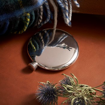 Round Pewter Sporran Flask 4oz round pewter Sporran Flask