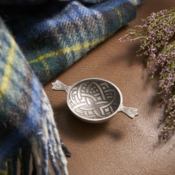 Celtic Knot cast pewter 2.5" quaich Auld Lang Syne Cast Quaich