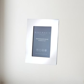 Plain Pewter 6"X 4" Picture Frame Plain Pewter 6"X 4" Picture Frame