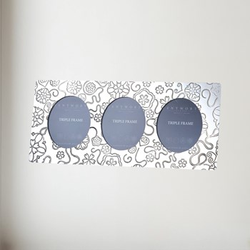 Triple Yorkshire Rose Pewter Frame Triple Yorkshire Rose Pewter Frame
