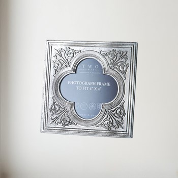 Small Medieval Antique Finish Cast Pewter 4"X4" Picture Frame Small Medieval Antique Finish Cast Pewter 4"X4" Picture Frame