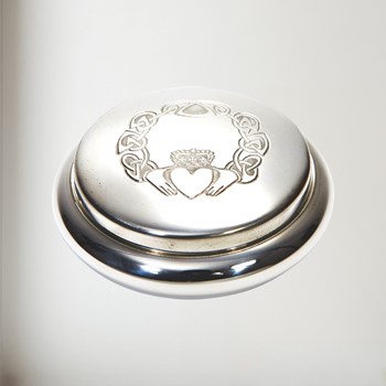 Round Claddagh Pewter Georgian Trinket Box Round Claddagh Pewter Georgian Trinket Box