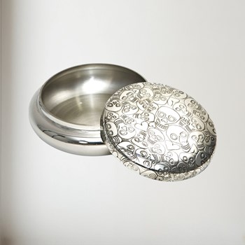 Love Skull Pewter Trinket Box Love Skull Pewter Trinket Box
