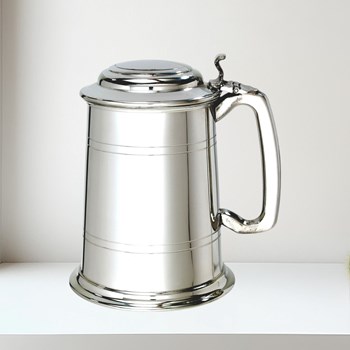 Standard Lidded 1 pint pewter Tankard