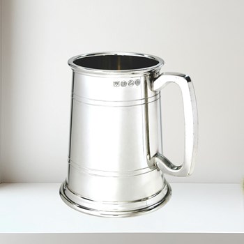 Double Lined One Pint Heavy Pewter Tankard Double Lined 1 pint Heavy pewter Tankard
