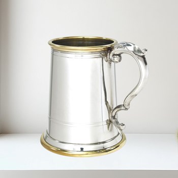 Wortley Pewter And Brass One Pint Tankard Wortley pewter and brass Tankard