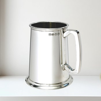 Plain One Pint Pewter Tankard Plain  Pewter Tankard