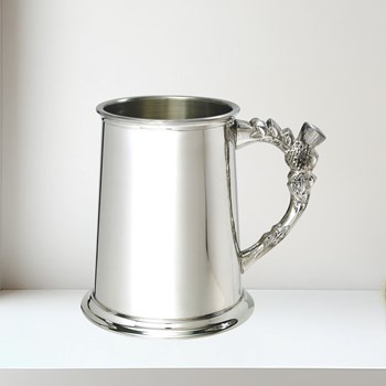 Thistle handle 1 pint pewter tankard