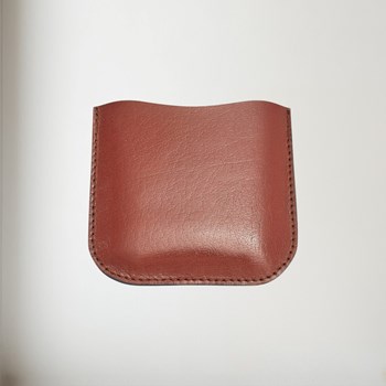 Brown Leather Pouch To Fit 4oz Pocket Flasks Brown Leather Pouch to fit 4oz pocket flasks