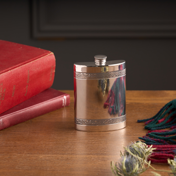 Celtic Bands 6oz Pewter Kidney Hip Flask Celtic Bands 6oz Pewter Kidney Hip Flask