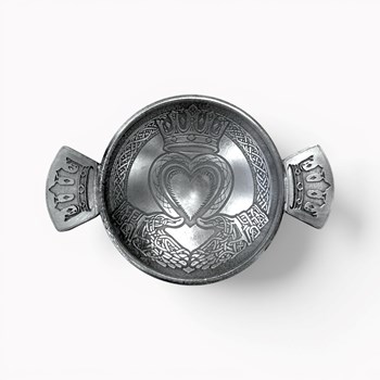 Auld Lang Syne Cast Quaich
