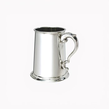 Plain Scroll Handle One Pint Pewter Tankard
