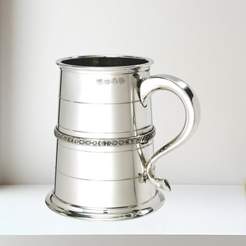 Single Celtic Band One Pint Pewter Tankard Single Celtic Band One Pint Pewter Tankard