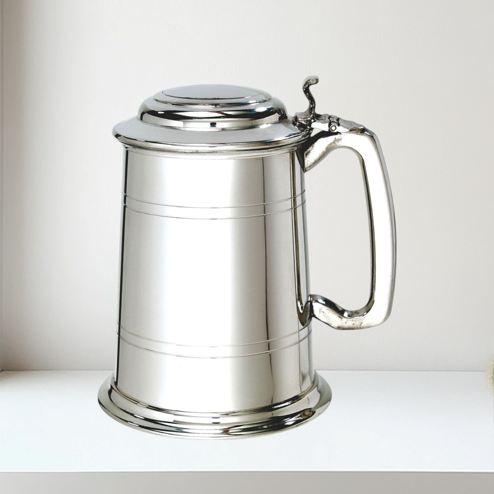 Standard Lidded One Pint Pewter Tankard