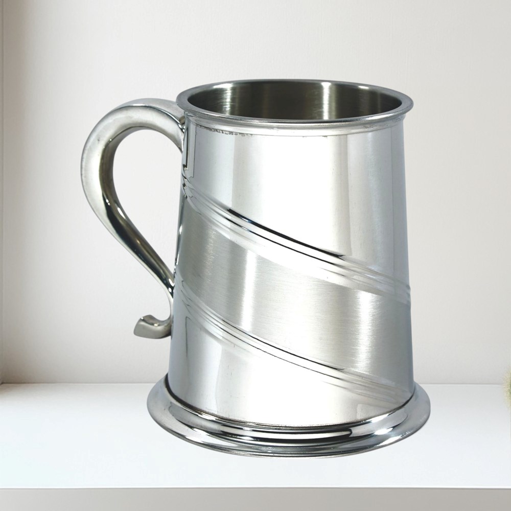 Diagonal Stripe One Pint Pewter Tankard