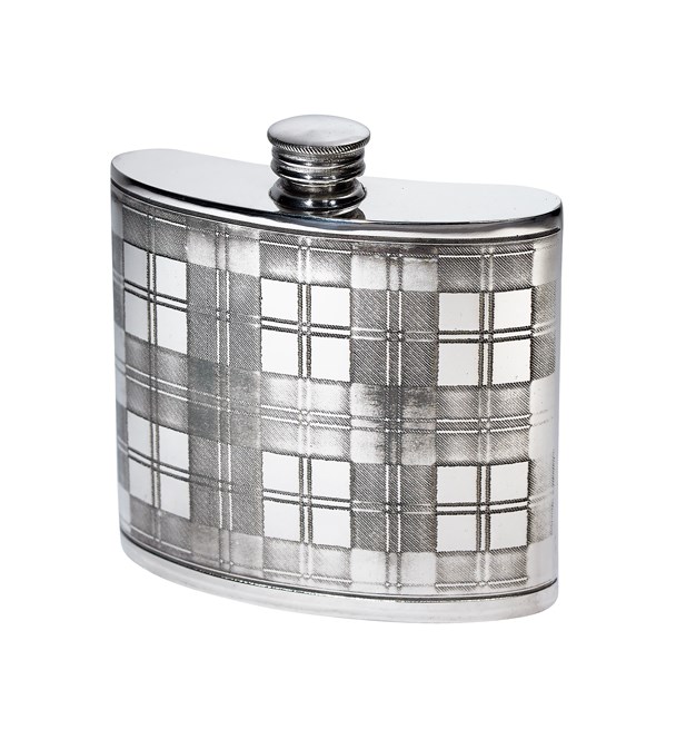 6oz Tartan Pewter Kidney Hip Flask 6oz Tartan Pewter Kidney Hip Flask