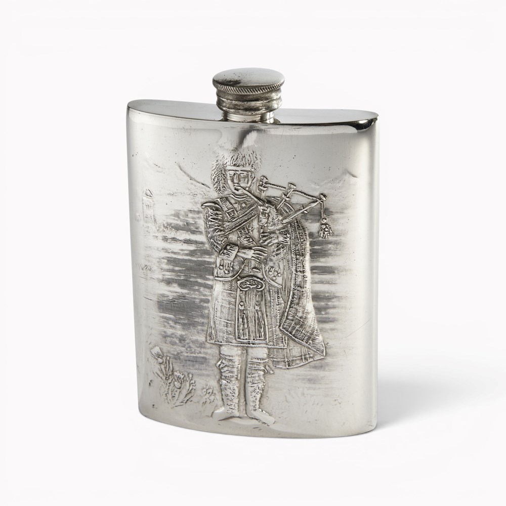 Embossed 6oz Piper Flask Embossed 6oz Piper Flask