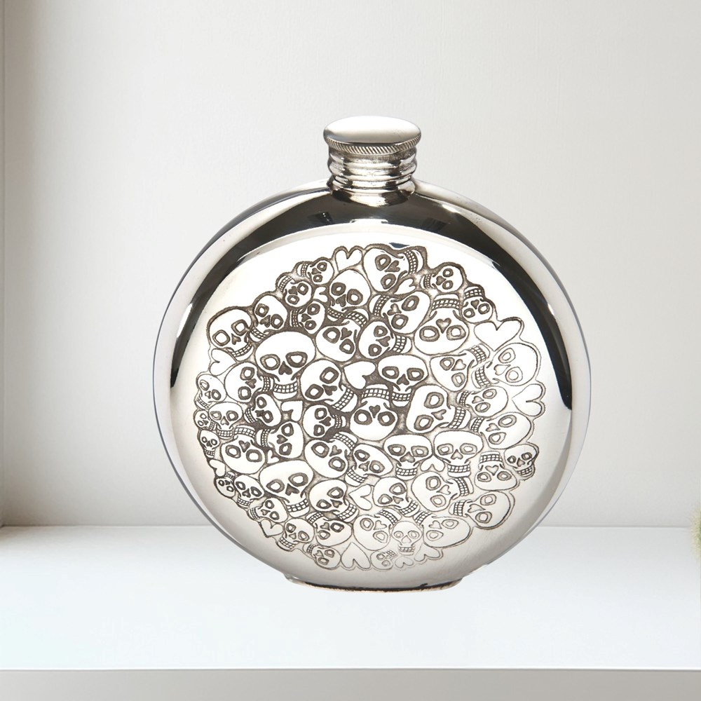 6oz Round Pewter Love Skull  Flask 6oz round pewter Love Skull flask