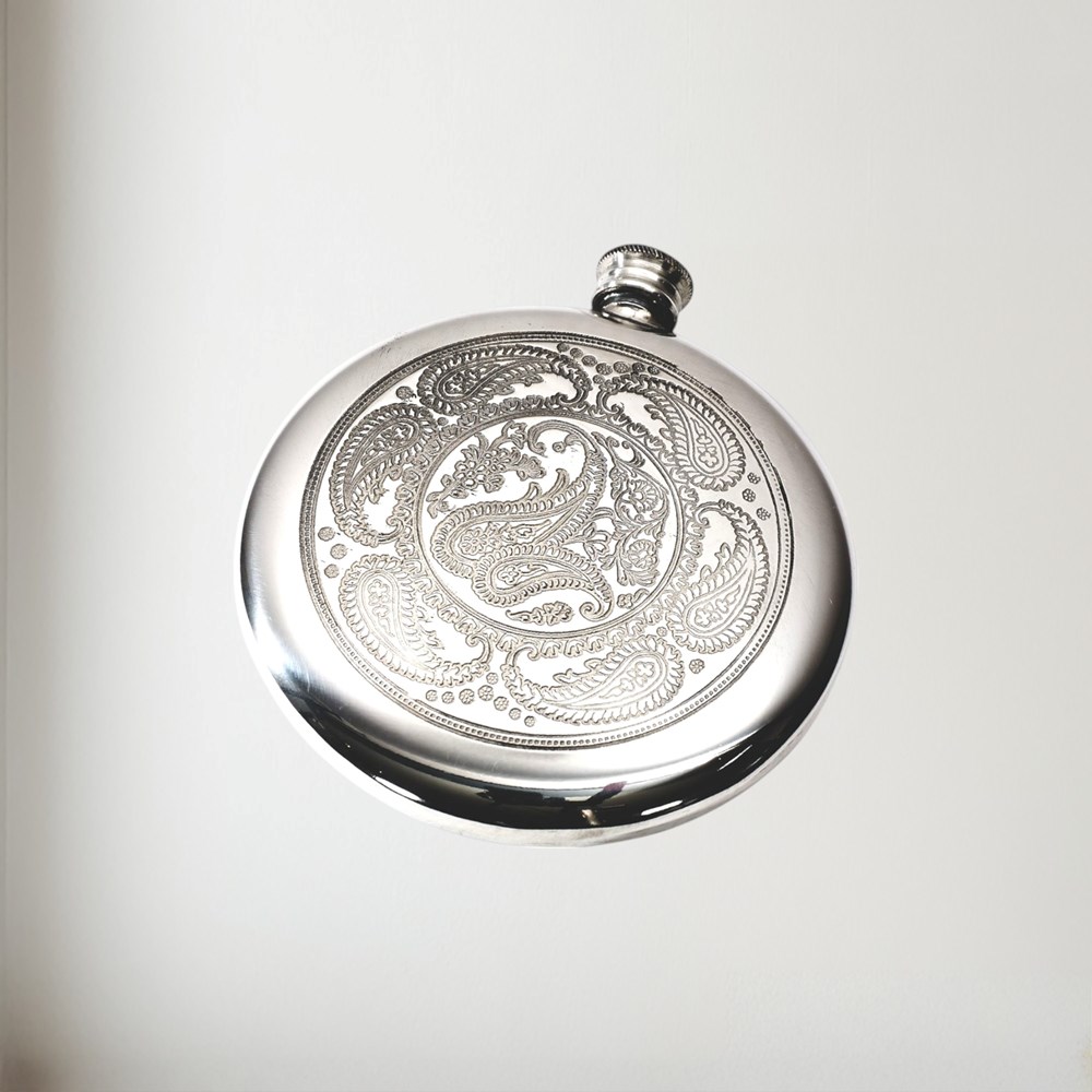 4oz Paisley Pewter Sporran Flask 4oz Paisley pewter Sporran flask