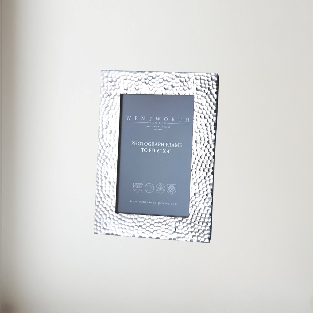 Medium Hammered 6"X4" Pewter Picture Frame