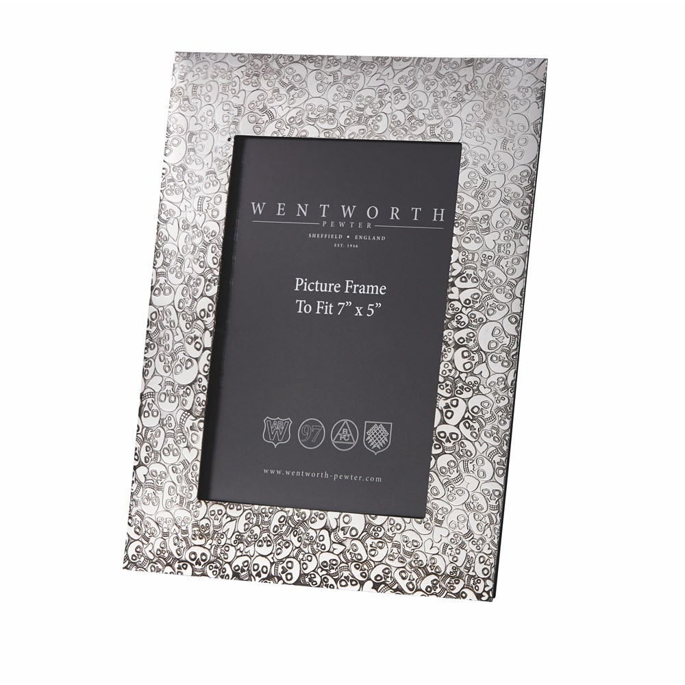 Large Love Skull Pewter 7"X5" Picture Frame