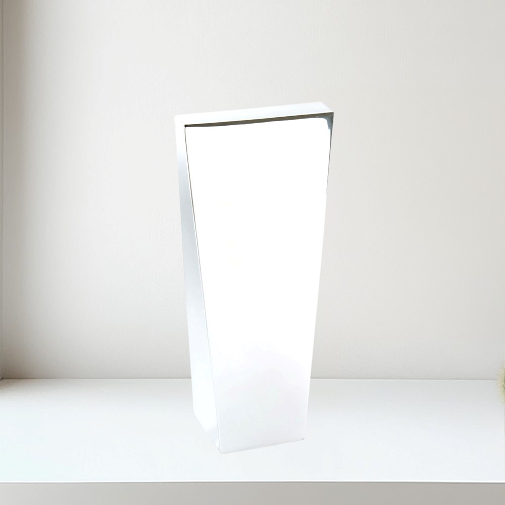 Medium Megaltih trophy