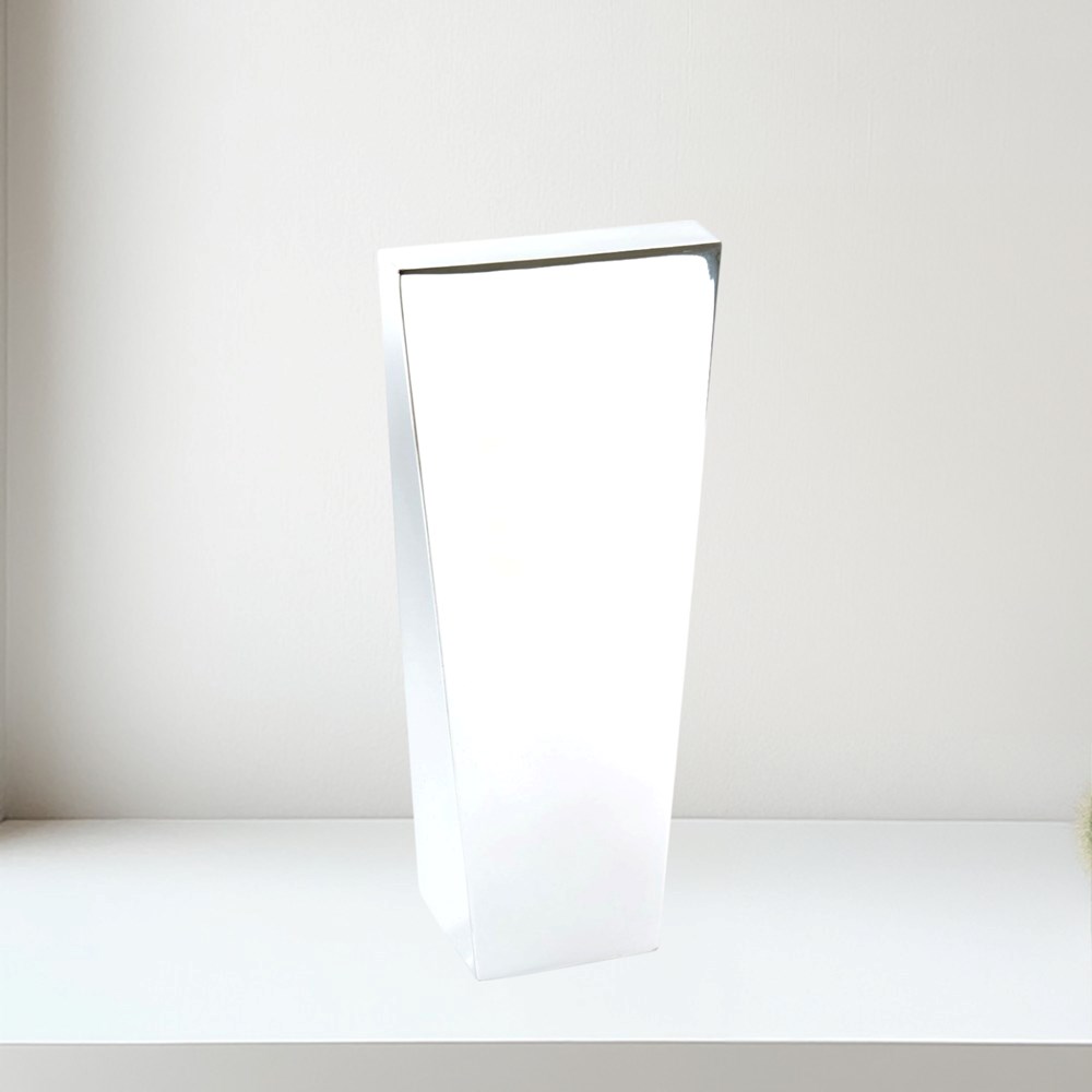 Medium Megaltih Trophy